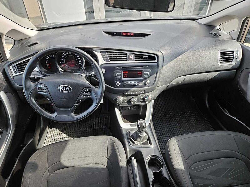 Kia cee'd Sporty Wagon cee&apos, d 1,6 GDI SW Edition 7 / Alu / PDC /