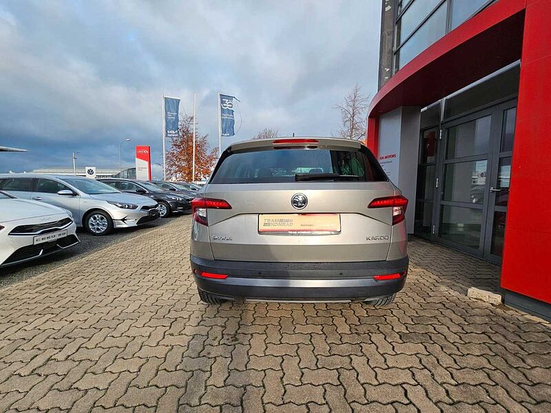 SKODA Karoq Style 1.5 TSI 16V Navi Kamera Sitzhz LED