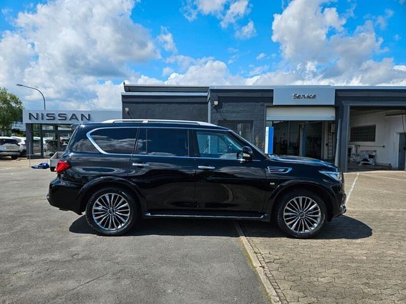 Infiniti QX80 Luxe 5,6 V8 4WD, Leder, eSD, Navi, Alu