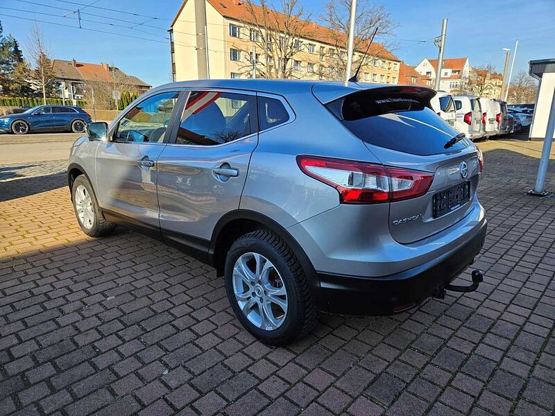 Nissan Qashqai N-Connecta 1.2 DIG-T 8-fach bereift Navi