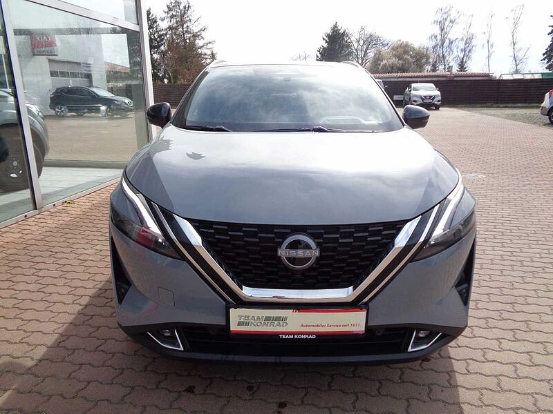 Nissan Qashqai Tekna 4x4 1.3 DIG-T MHEV 158PS XTRONIC